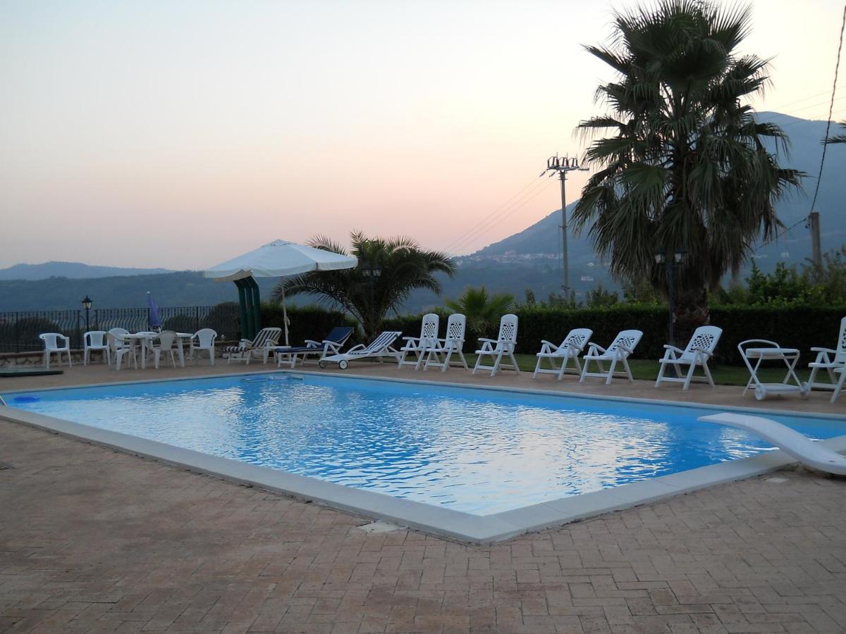 Oasi Verde Giffoni Sei Casali ภายนอก รูปภาพ